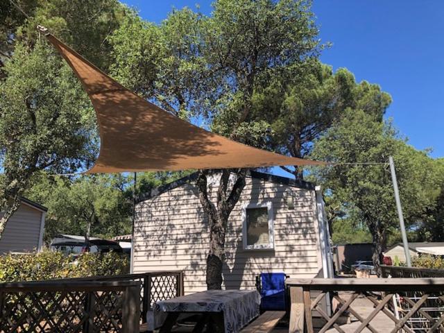 Camping De Parpaillon Roquebrune-sur-Argens Exterior photo
