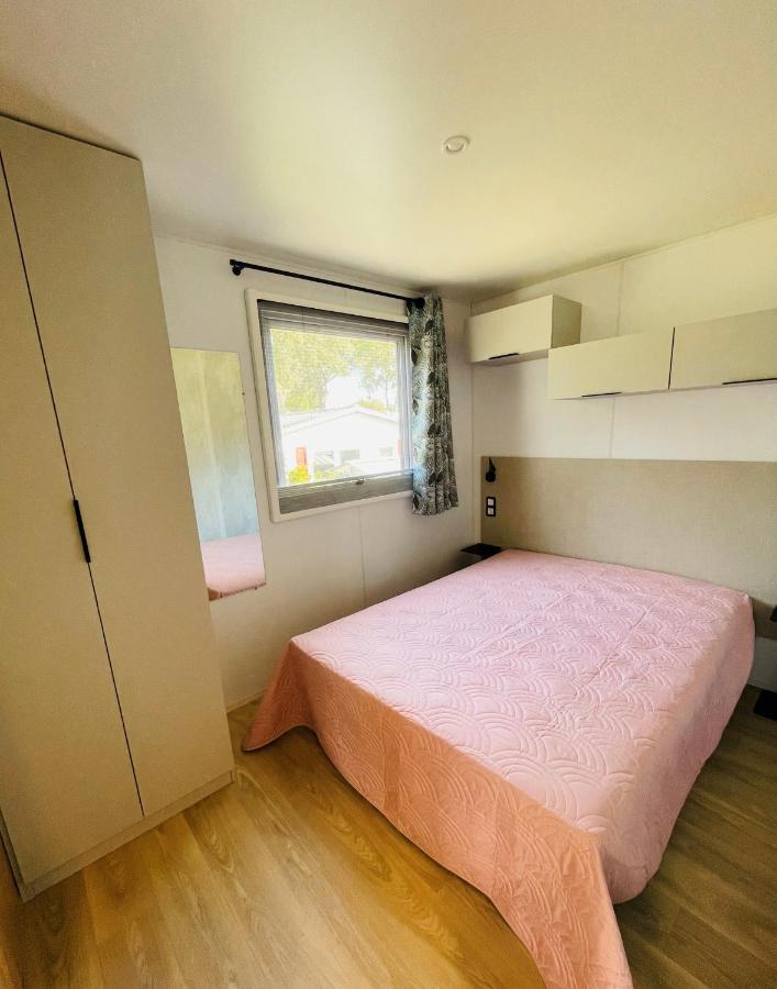 Camping De Parpaillon Roquebrune-sur-Argens Exterior photo