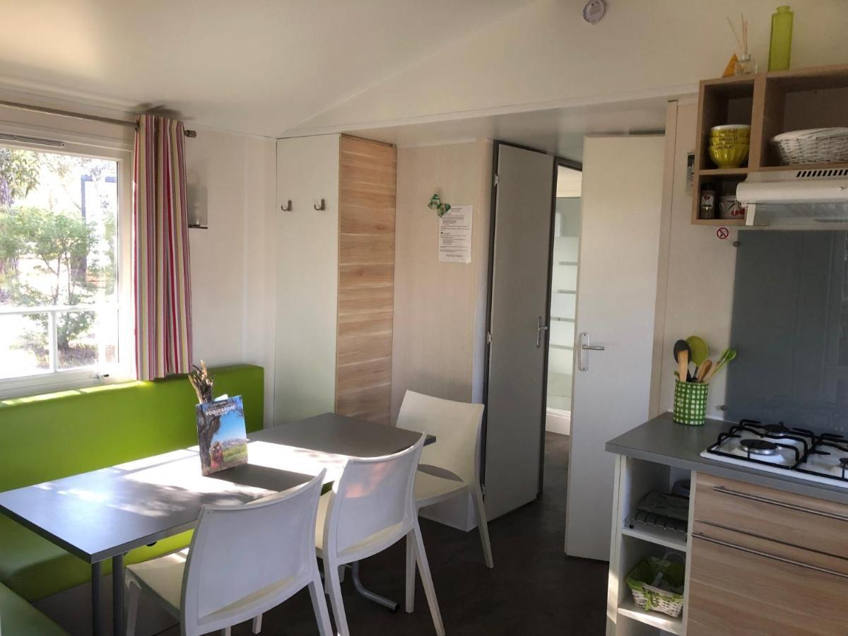 Camping De Parpaillon Roquebrune-sur-Argens Exterior photo